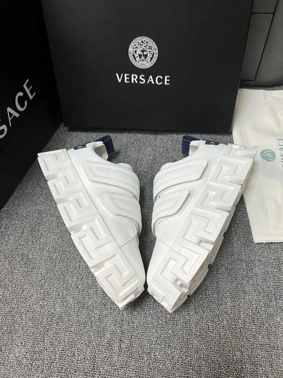 Versace Shoe 